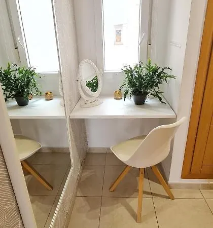 Beautiful Bedroom With Private Bathroom * マルベーリャ
