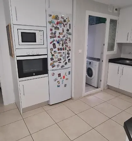 ホームステイ Beautiful Bedroom With Private Bathroom